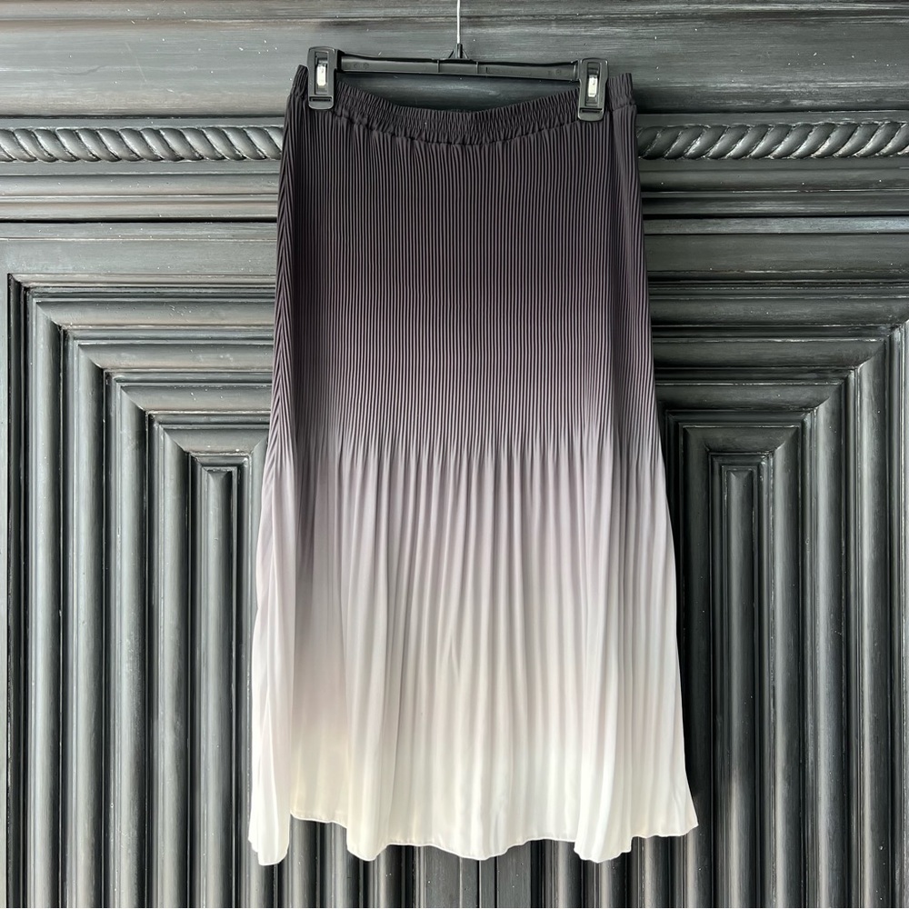 Ombré pleated skirt - medium